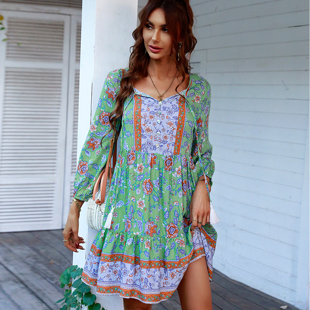 Valenzora | Positioning flower short skirt dress