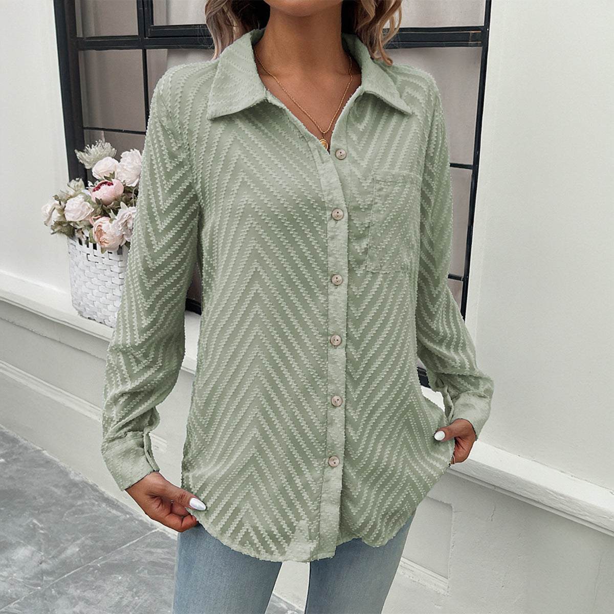 Elegante Damenbluse mit transparenten Ärmeln und Knopfverschluss, Größe [Größe fehlt]