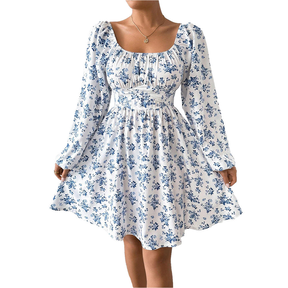 Luftiges Blumenkleid für Damen mit eleganter Raffung und langen Ärmeln, Größe
