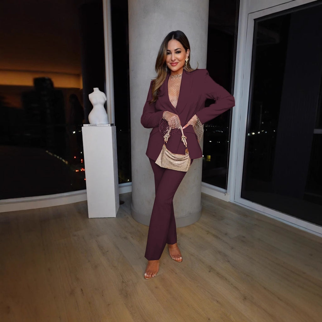 Women's elegant blazer and trouser suit with a chic cut, size