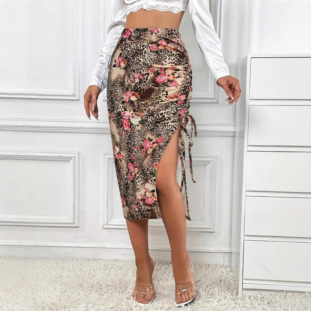 Women's elegant midi skirt with floral animal print and side slit, size [size missing]