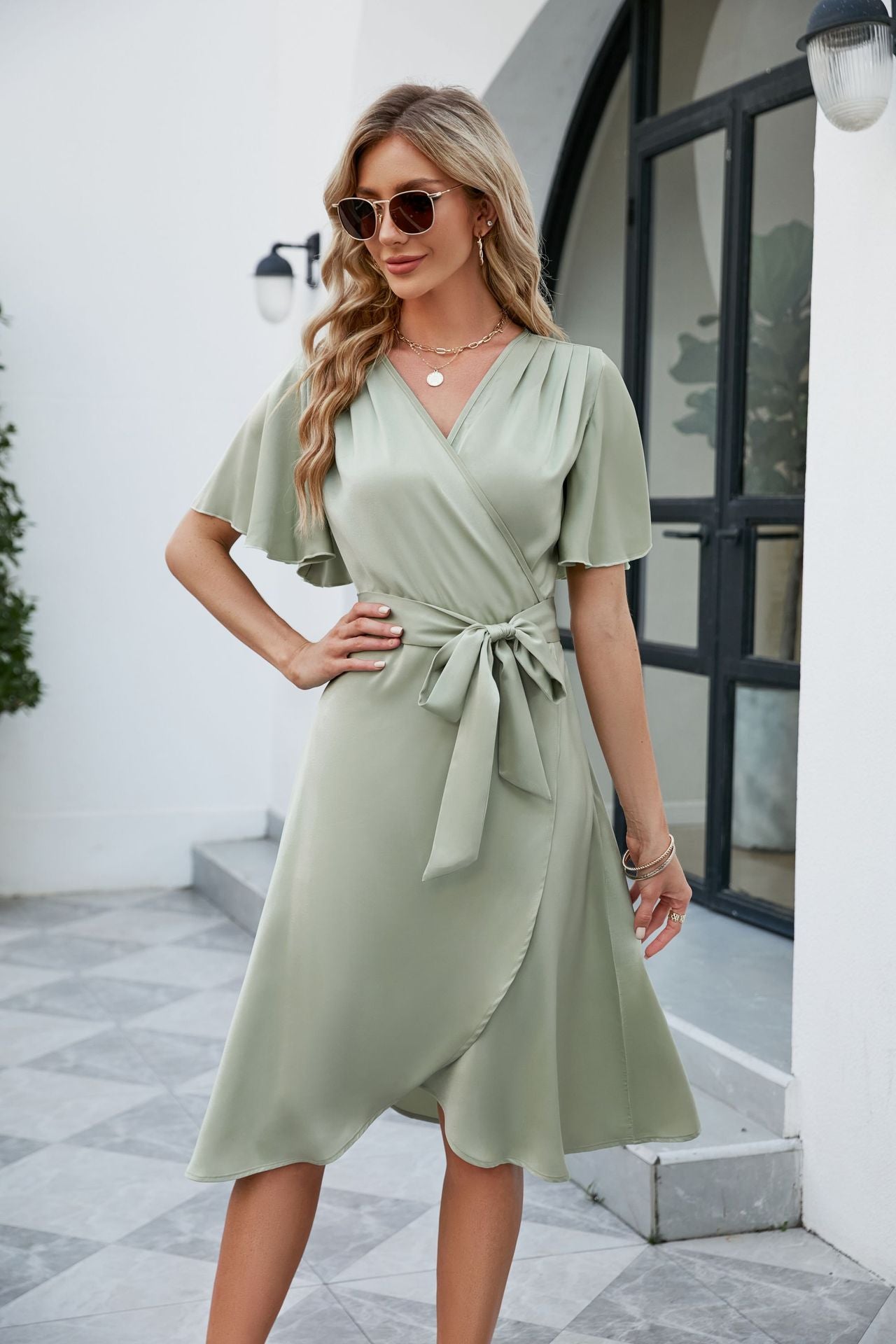 Valenzora | Satin V-neck waist-defining bell sleeve sexy dress
