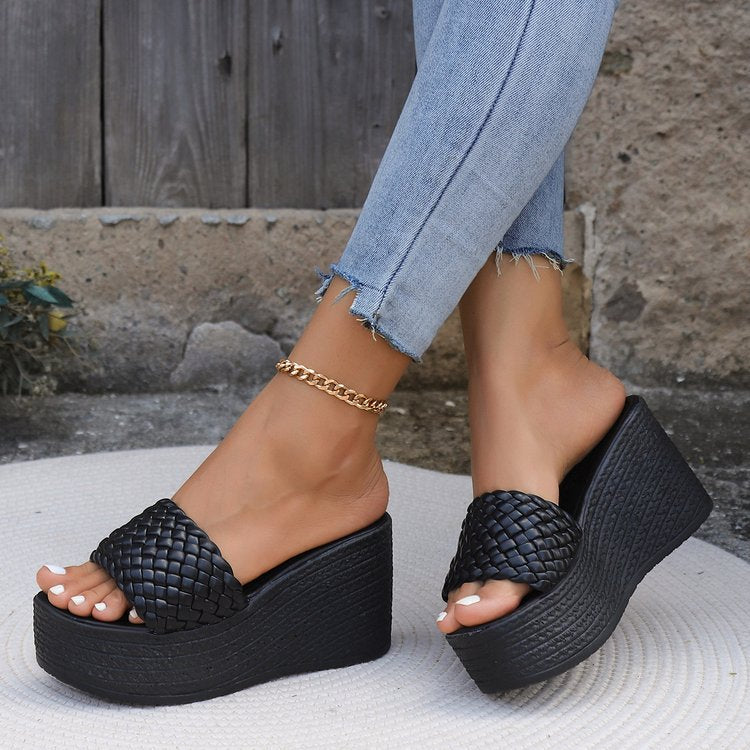 Women's wedge mules with woven upper and comfortable sole, size Valenzora
