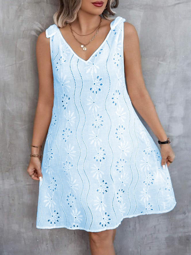 Valenzora | Embroidered Hollow Lace-Up Sleeveless V-Neck Dress