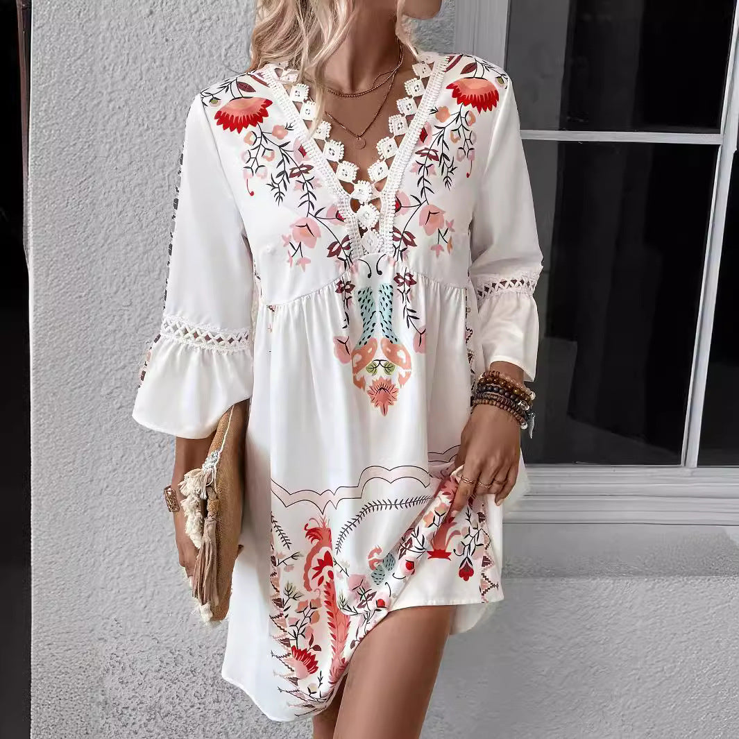 Damen Boho-inspiriertes Kleid mit Spitzen-Details und floralem Muster Drune