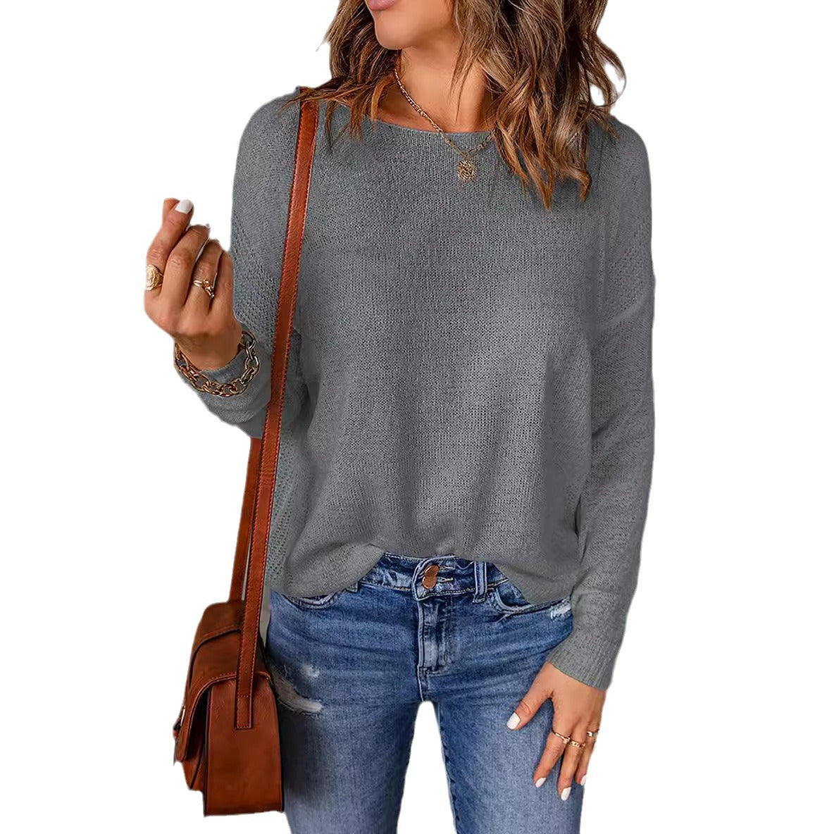 Women's comfortable knit sweater with a loose fit and relaxed silhouette, size S