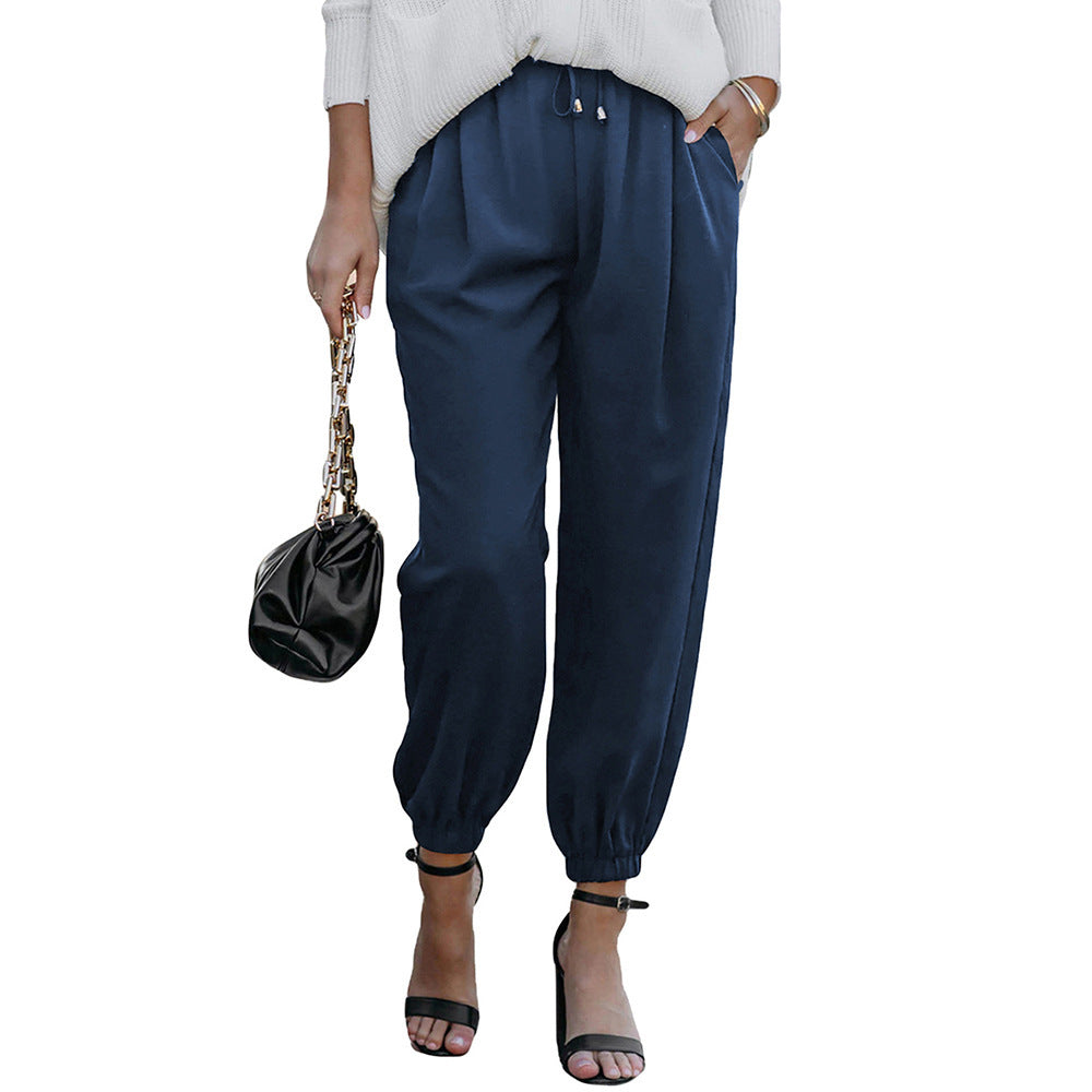 Women's casual leisure trousers with elasticated waistband and practical pockets, size S