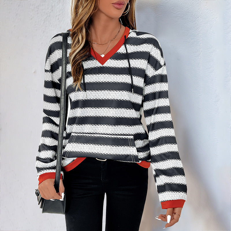 Damen-Kapuzenpullover mit modernem Streifenmuster und praktischer Kängurutasche, Größe S