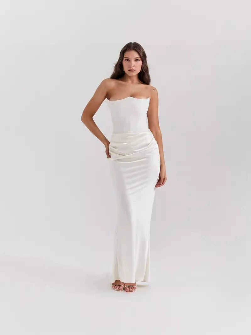 Elegantes, figurbetontes Damen-Abendkleid mit raffiniertem Taillendetail, Größe S