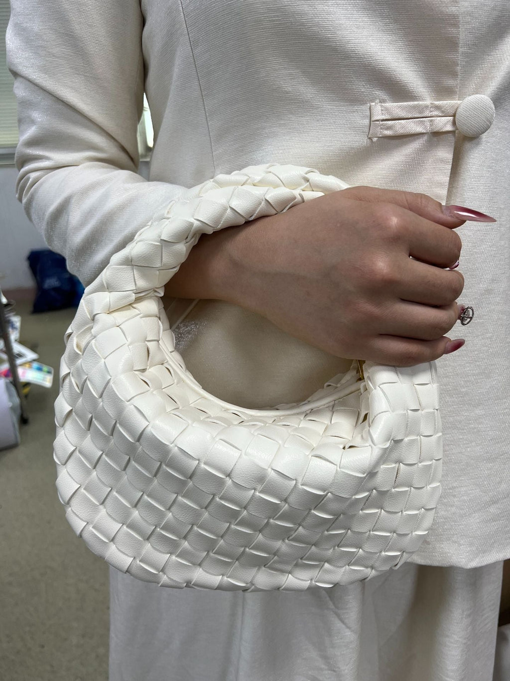Valenzora | Lässiges und entspanntes Taschendesign