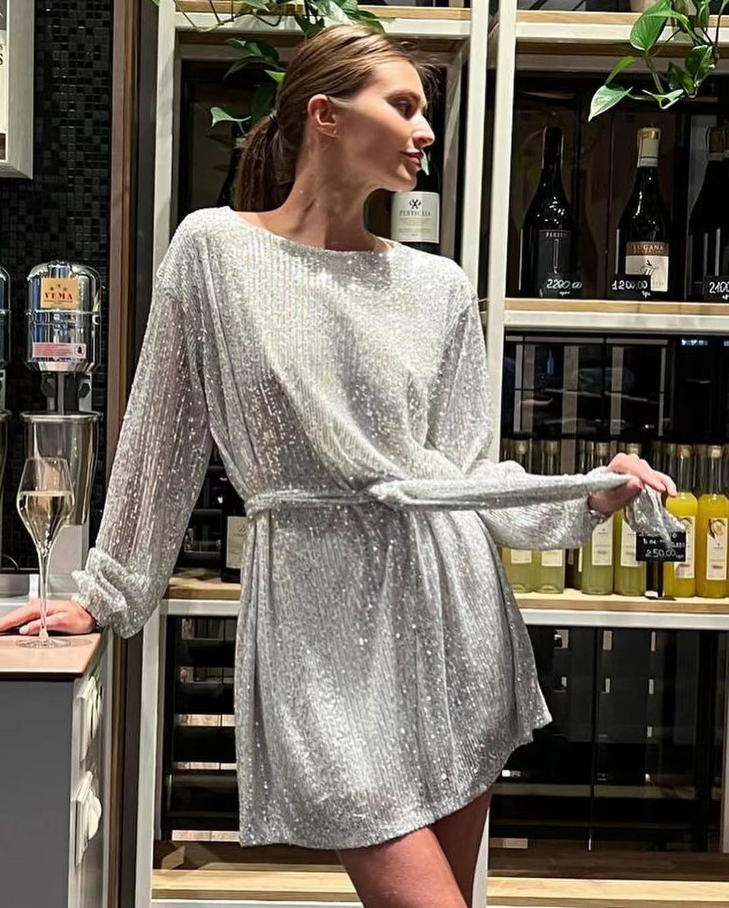 Valenzora | Partykleid mit Pailletten-Gürtel