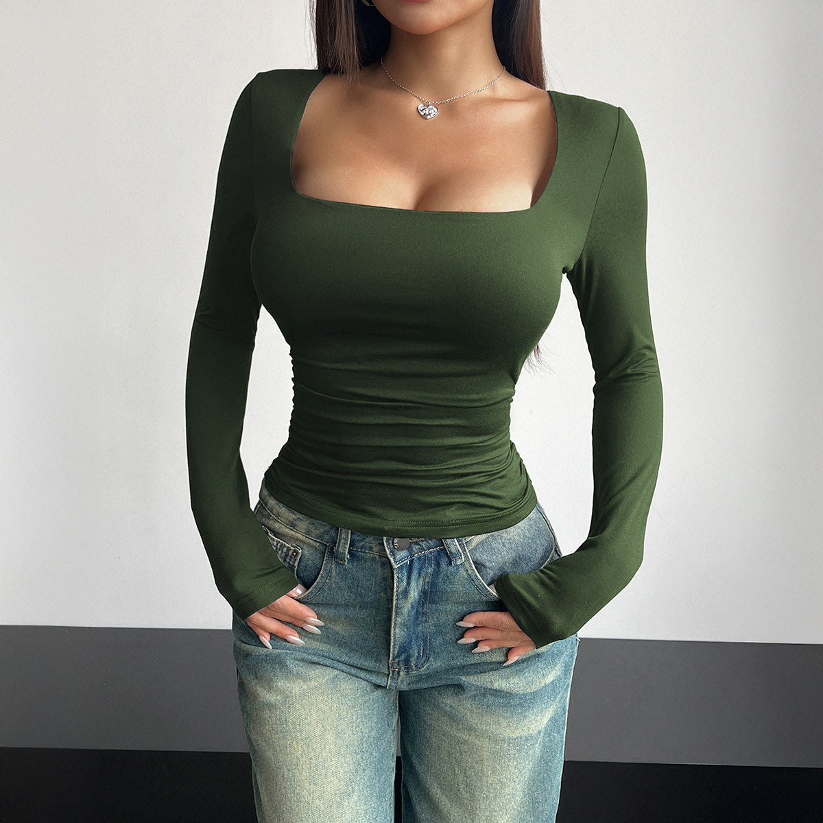 Women's fitted long-sleeved shirt with square neckline and ruching, size [size missing]