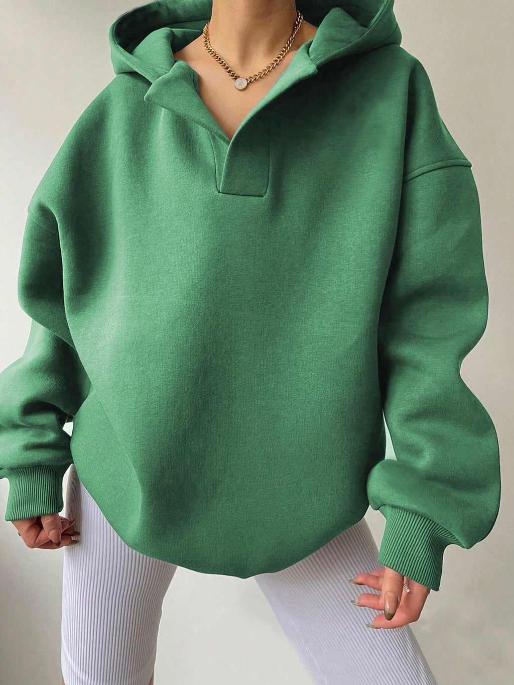 Damen Oversized Hoodie mit Kängurutasche, Größe