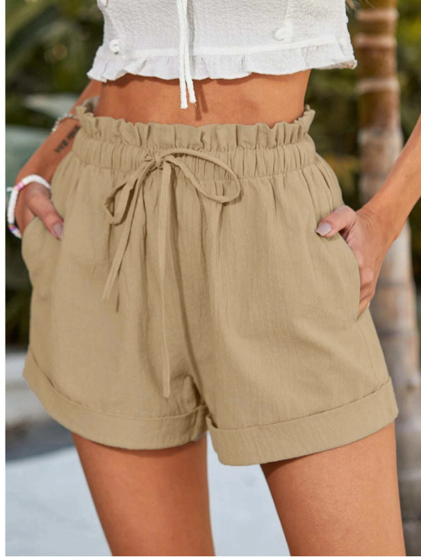 Women's casual shorts with elastic waistband and ruffle detail, size S
