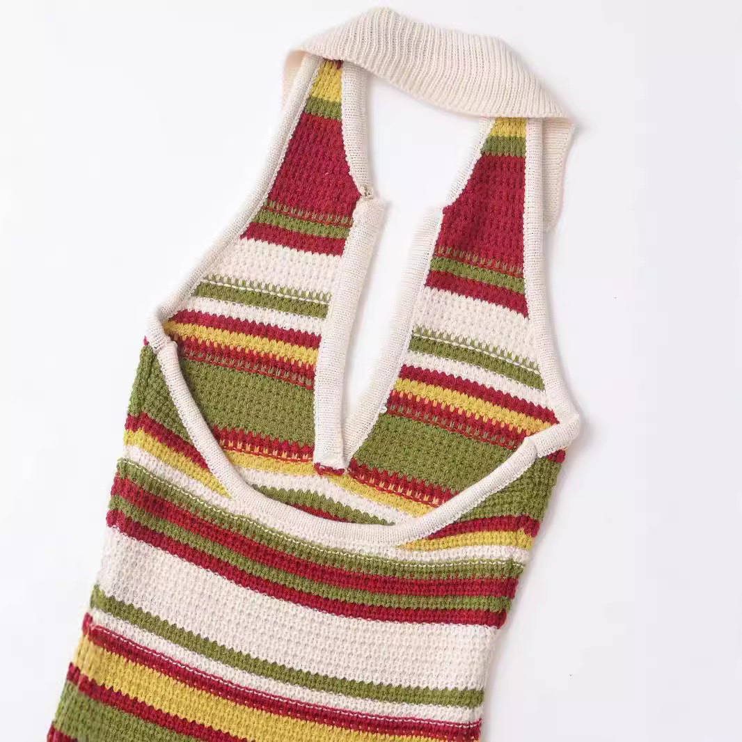 Damen-Strickkleid mit tiefem V-Ausschnitt und breitem Kragen, Größe