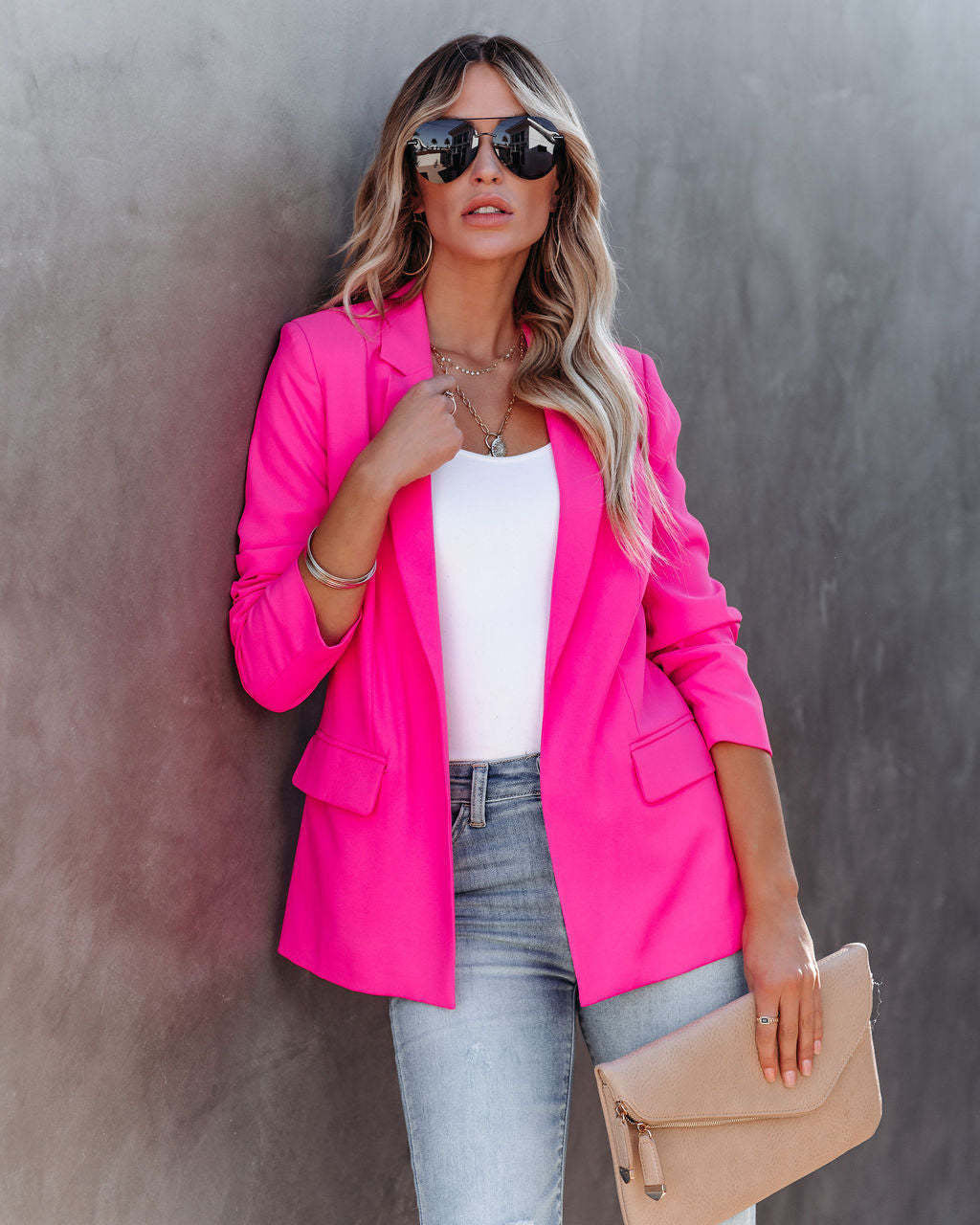 Women's blazer with an elegant cut, size