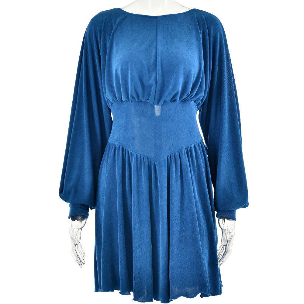 Women's evening dress with wide sleeves and a flattering cut, size S