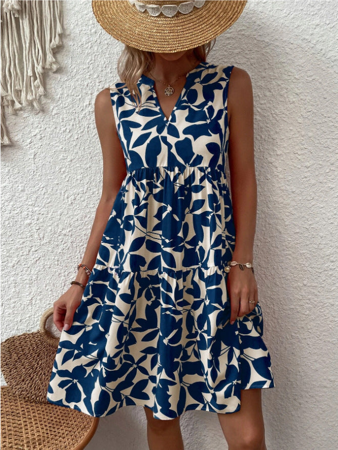 Women's airy sleeveless summer dress with floral patterns and a wide cut, size [size missing]