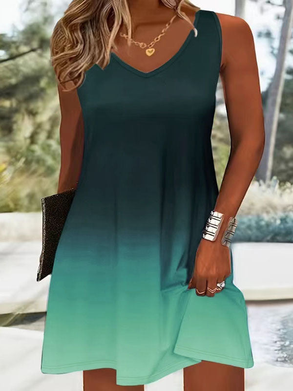 Women's summer V-neck dress in a fashionable ombre design, size S