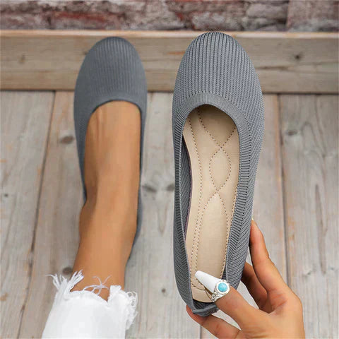 Valenzora | Comfortable orthopedic slippers for women - Stylish and supportive shoes