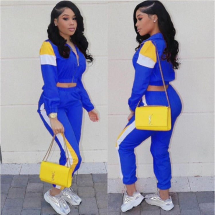 Women's tracksuit with fashionable color accents, size