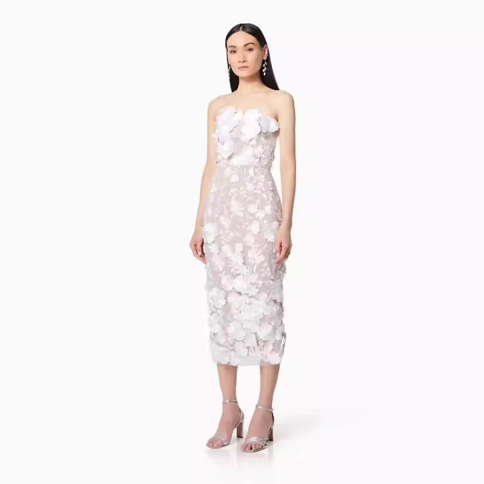 Damenkleid mit Blumenstickerei und elegantem, tailliertem Schnitt, Größe S