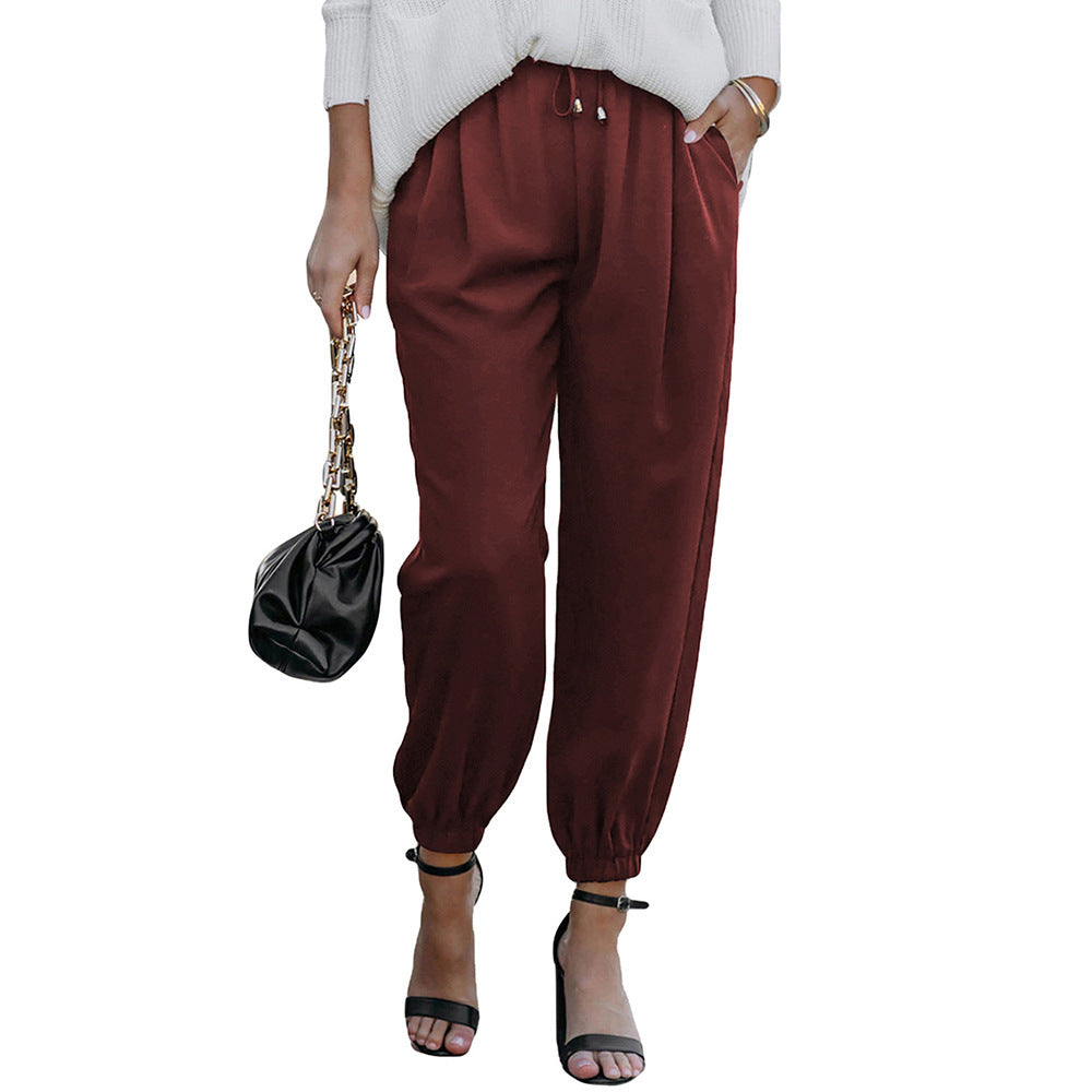 Women's casual leisure trousers with elasticated waistband and practical pockets, size S
