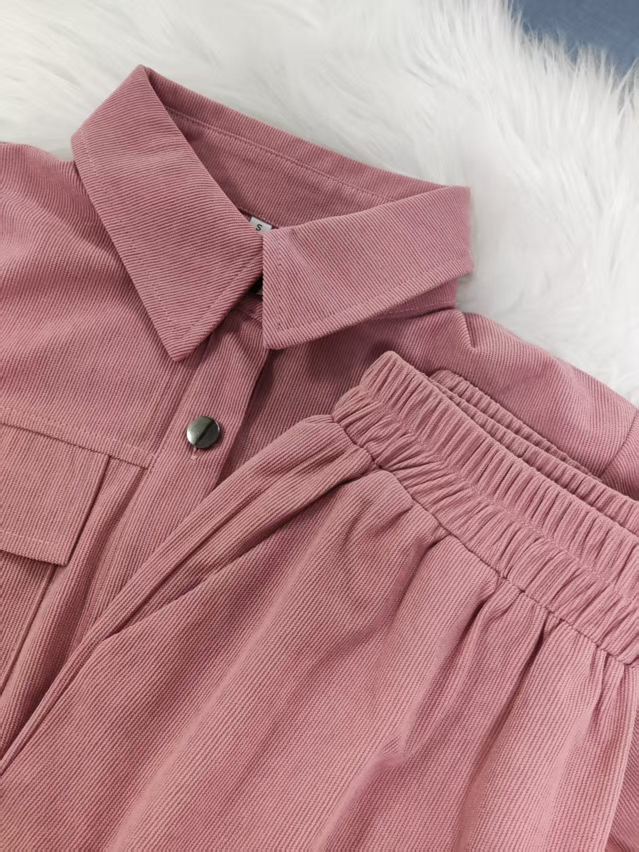 Women's corduroy trouser suit with classic collar and elasticated waistband, size