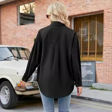 Damen Hemdbluse mit lockerem Schnitt, langen Ärmeln und modernen Details, Größe S