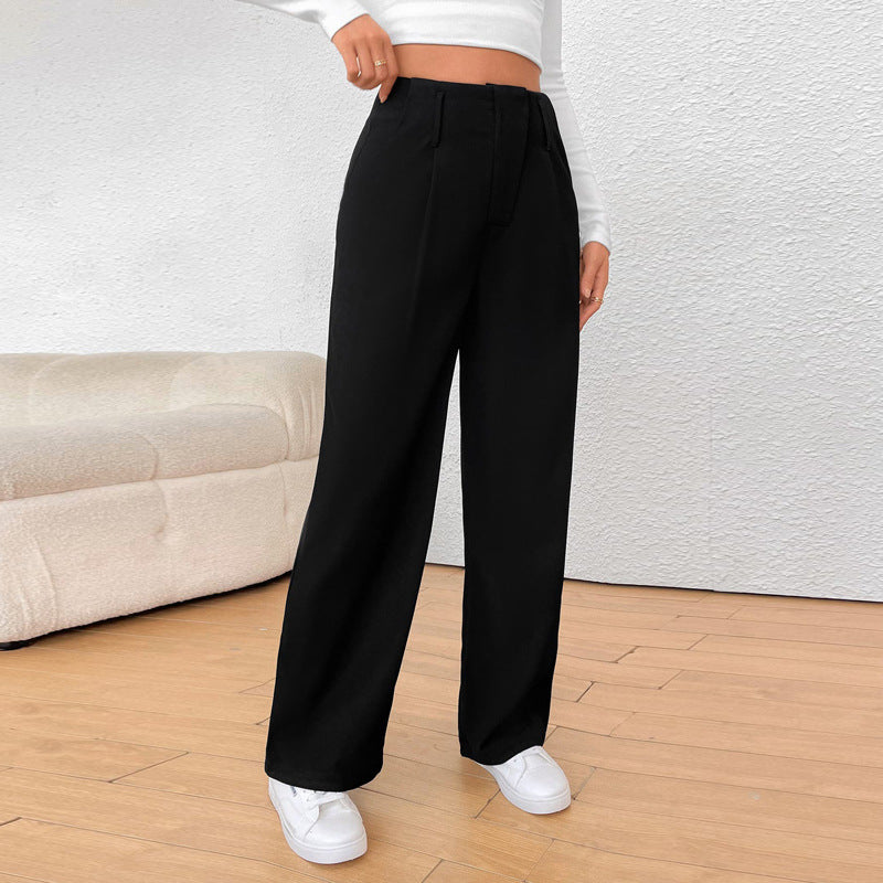 Damen-Anzughose mit weitem Bein, eleganten Bundfalten und hohen Taschen, Größe