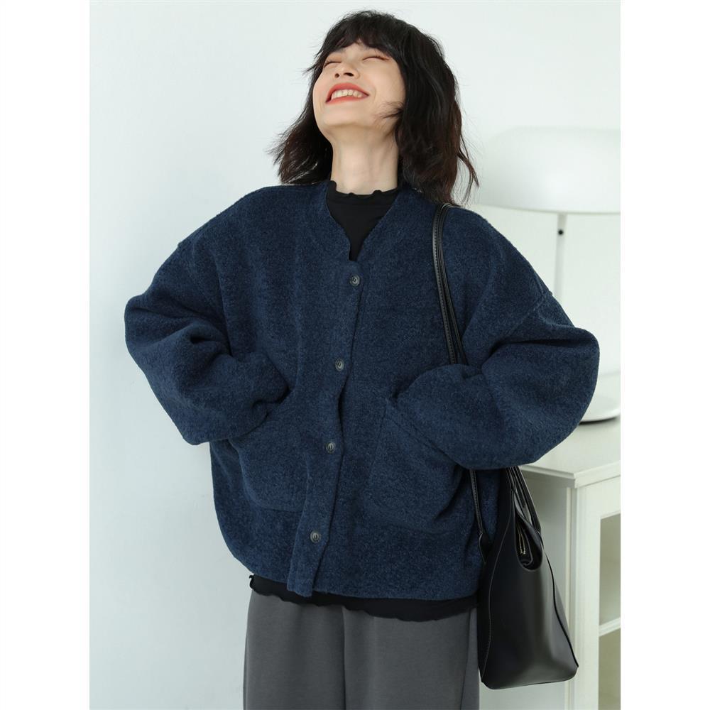 Valenzora lässige Langarmjacke in Blau mit Taschen