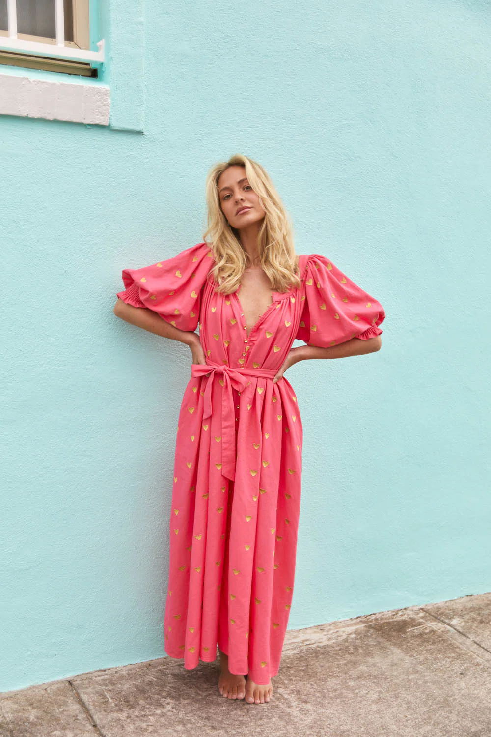 Women's summer dress with puff sleeves and gold details, size