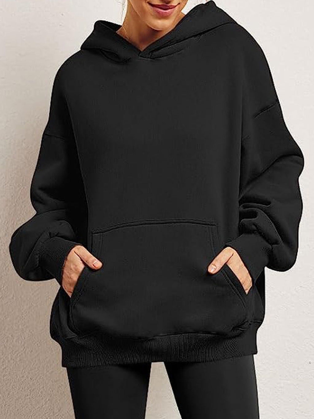 Women's oversized hoodie in a soft cotton blend with practical pockets, size S