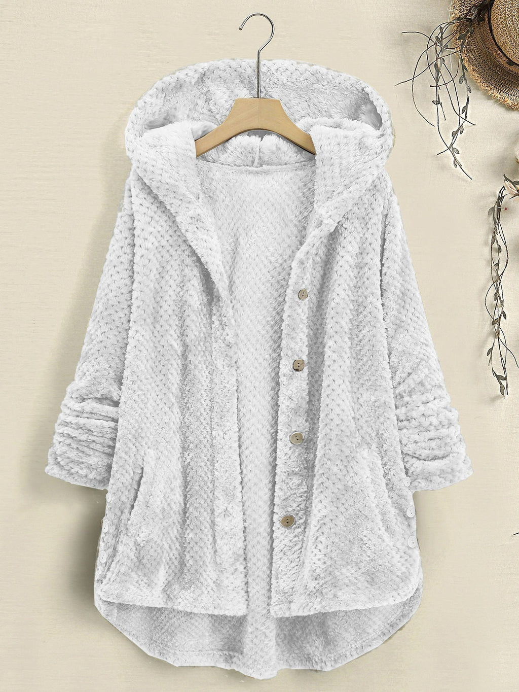 Ein lässiger Pullover von Tiara