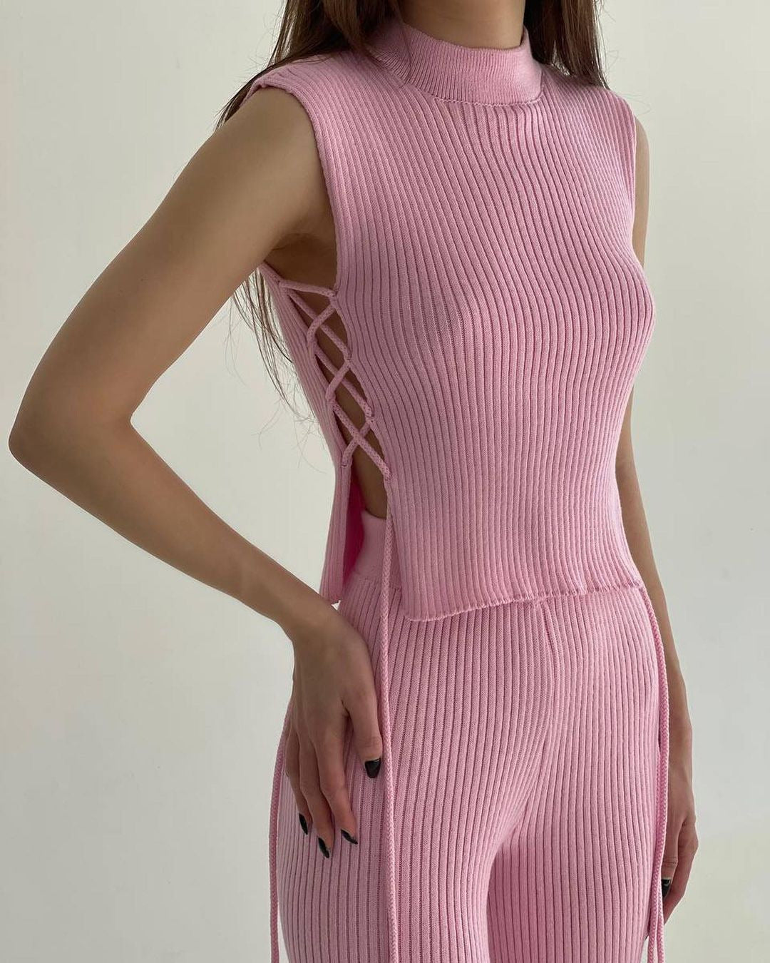 Valenzora vest and trousers ensemble for women