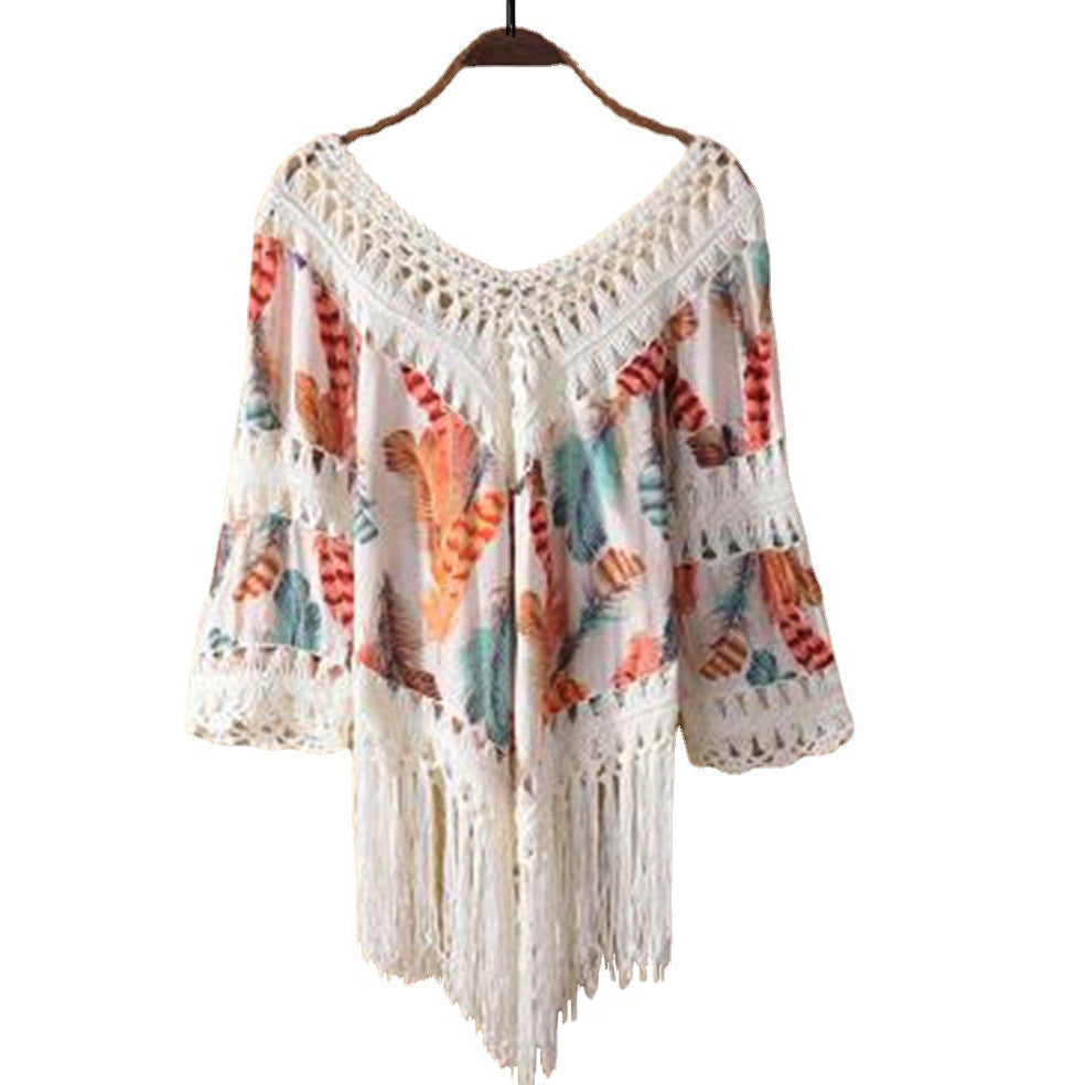 Women's casual beach poncho with fringed details and trendy pattern, size [size]