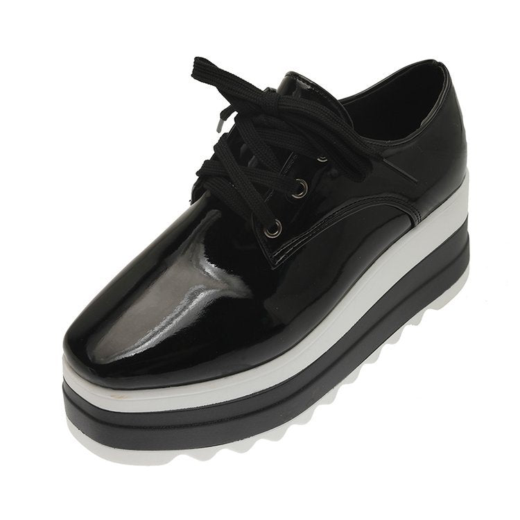 Damen modische Plateau-Sneaker mit schickem Glanz und komfortabler Sohlenkonstruktion, Größe Valenzora