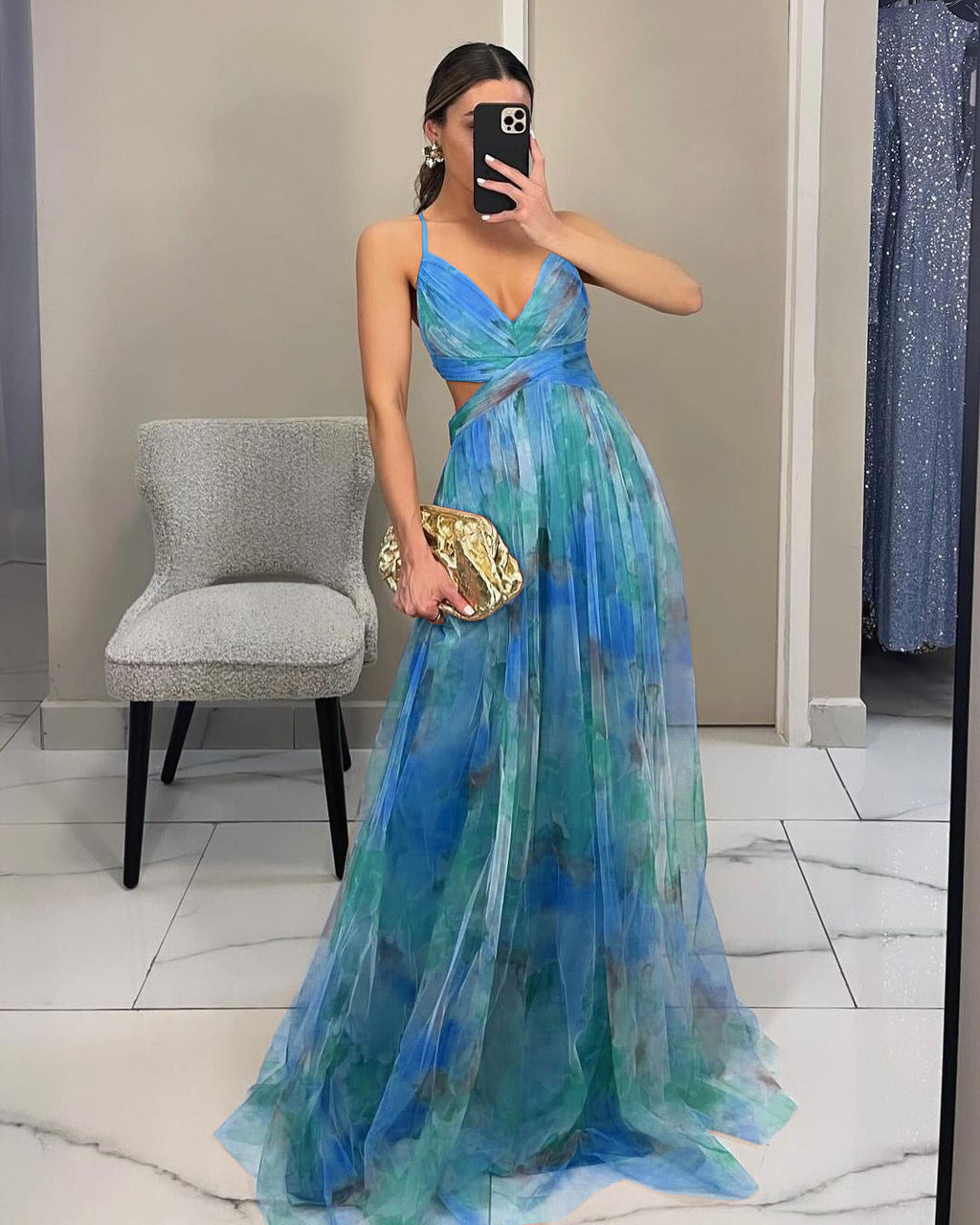 Valenzora | Gorgeous long dress made of printed tulle with a floral boat neckline, slit side, sleeveless, elegant, vintage, evening dress for women