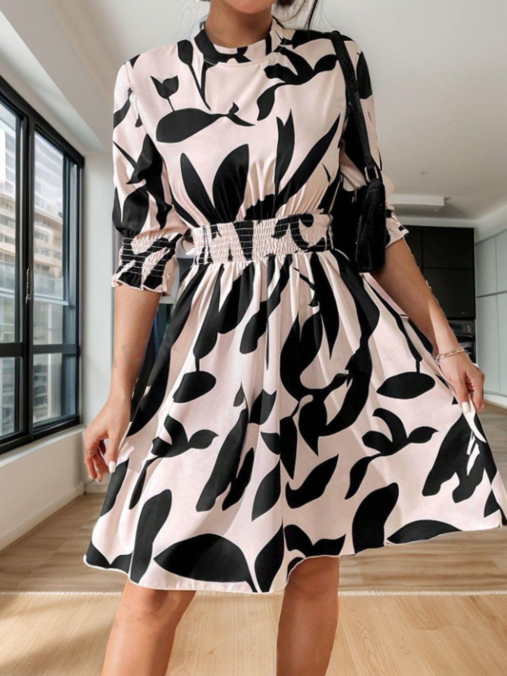 Valenzora | Printed three-quarter sleeve round neck dress