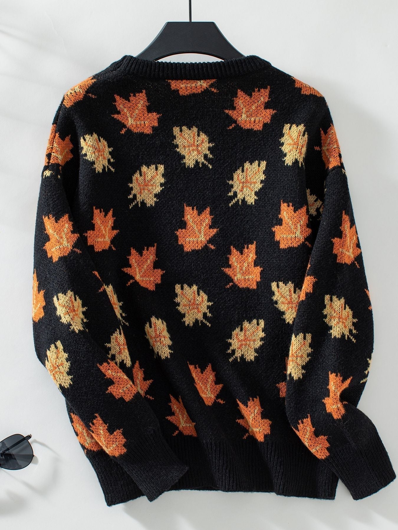 Valenzora Maple Leaf Jacquard Casual Pullover Sweater