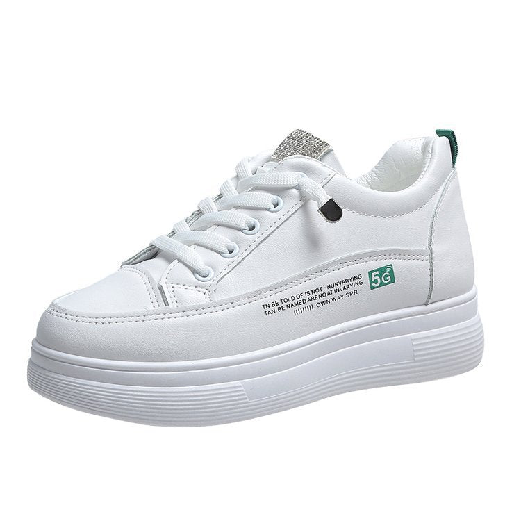 Sportliche Damen-Sneaker mit rutschfester Sohle und modernem Design, Größe S