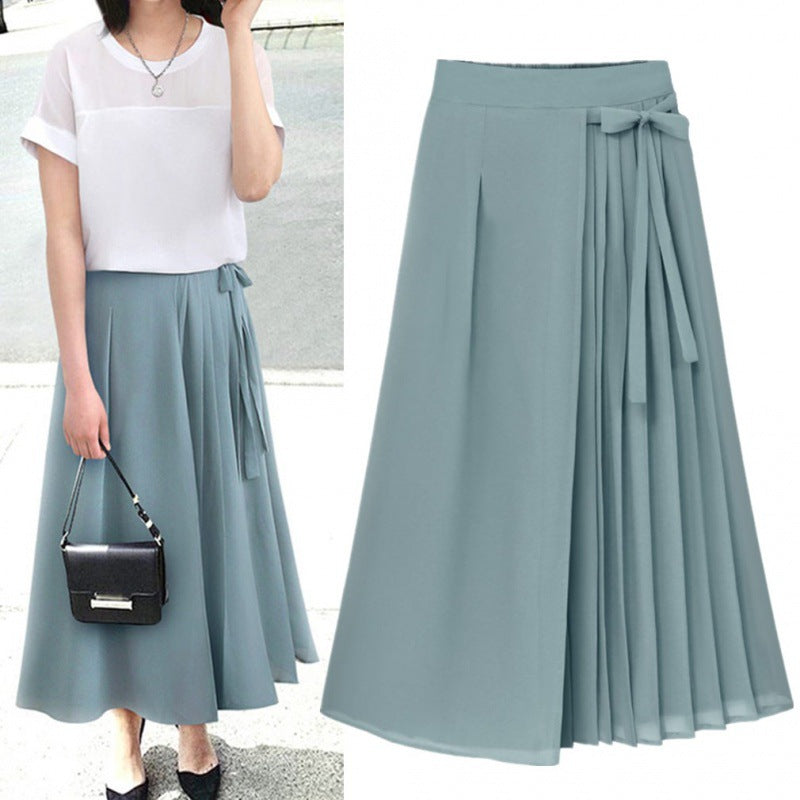 Women's pleated skirt with waistband and elegant draping, size