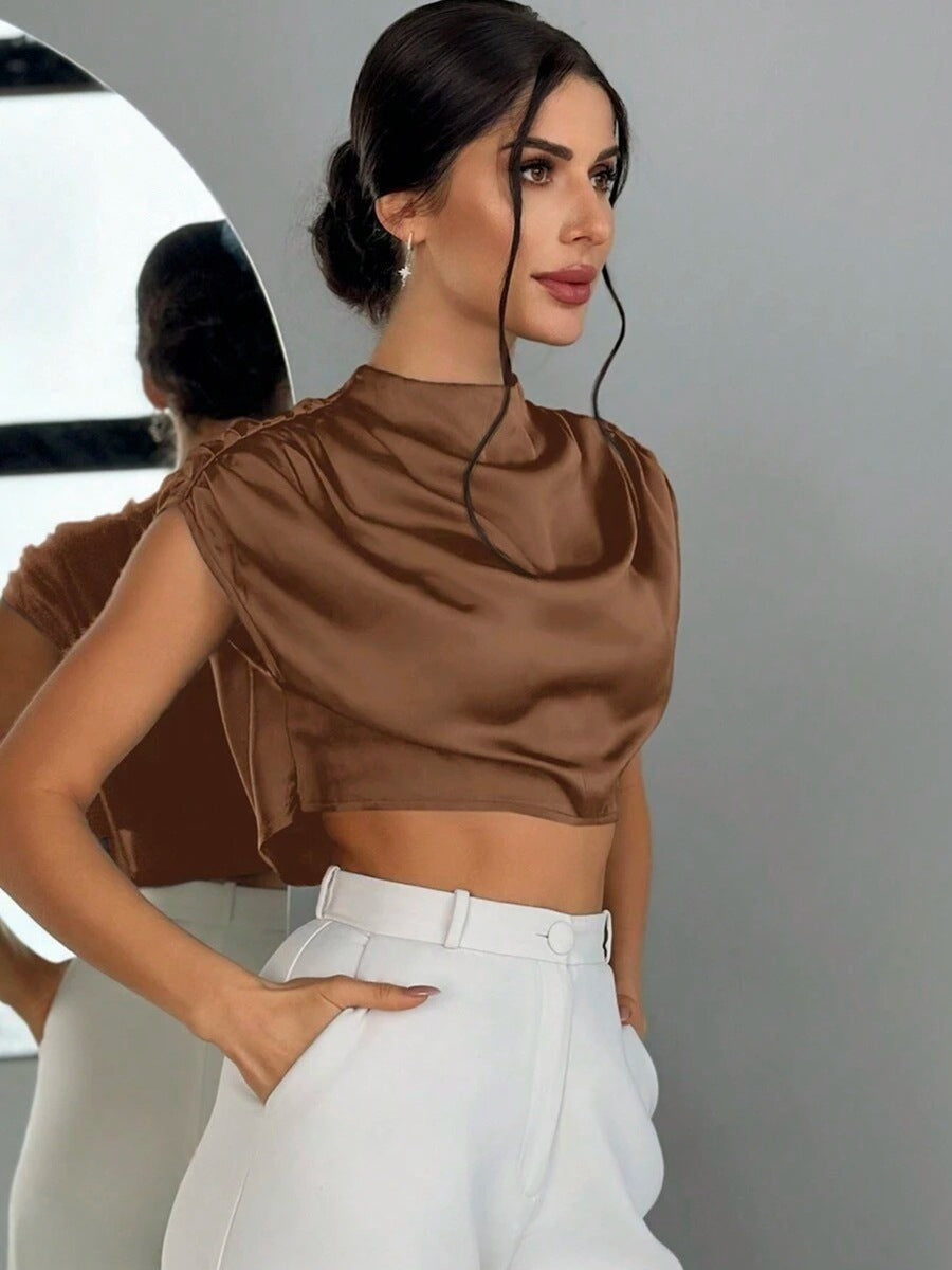 Valenzora | Satin-Bluse aus Kunstseide mit kurzem Schnitt