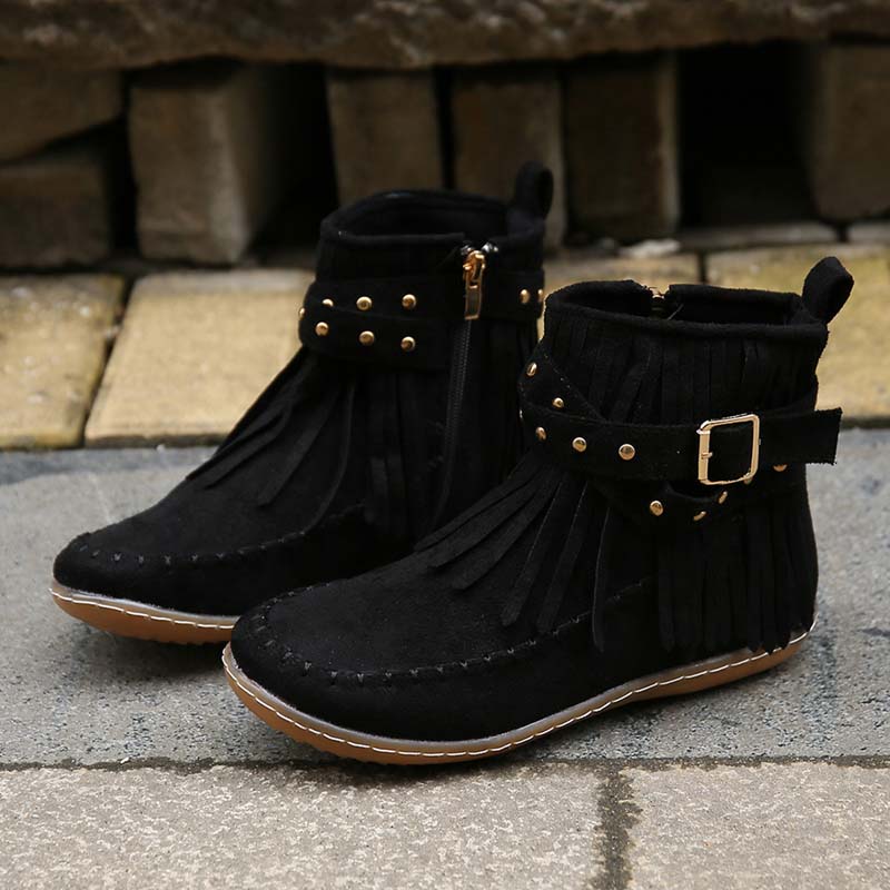 Valenzora | Boho ankle boots with fringes and buckles for women