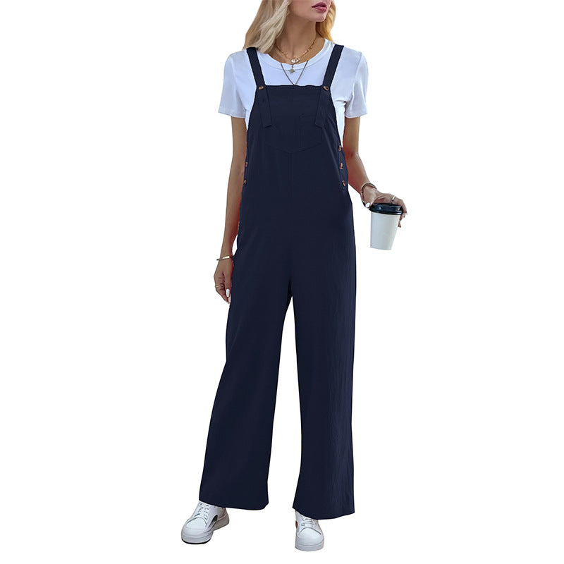 Women's relaxed palazzo-style dungarees with practical pockets and adjustable straps, size S