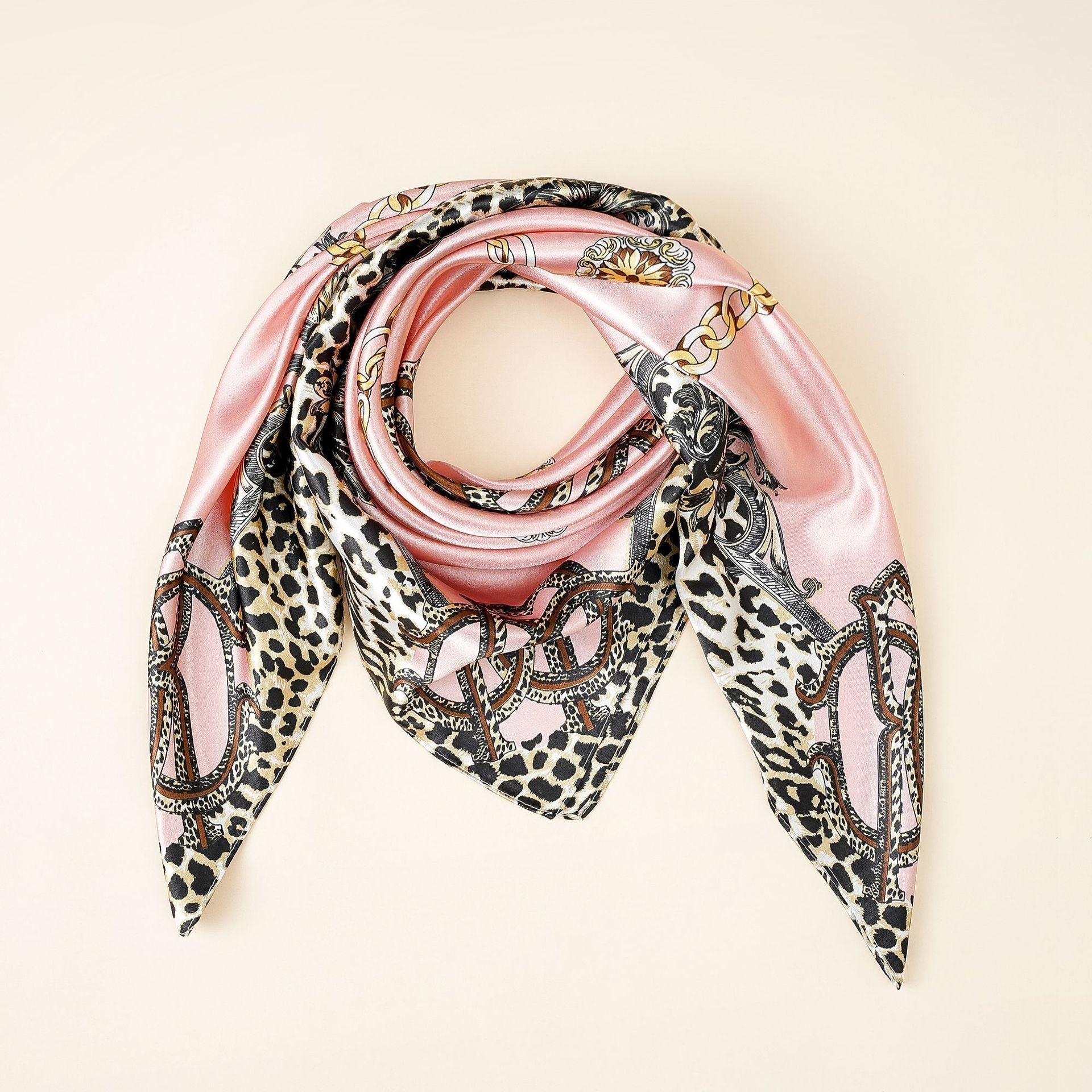 Damen Seidenschal mit elegantem Animal-Print und luxuriösem Design, Größe S