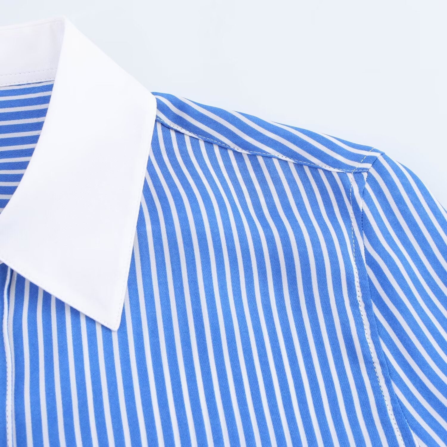 Valenzora | Fashionable Blue and White Striped Lapel Versatile Blouse