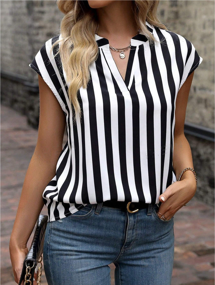 Women's blouse in an elegant striped design with a modern V-neck and short sleeves, size [size missing]