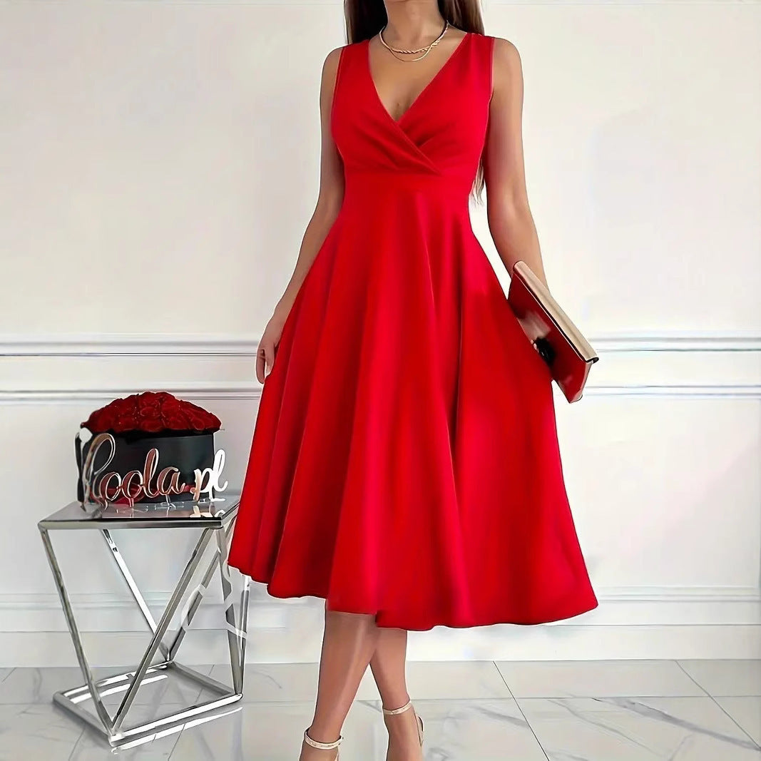 Valenzora | Einfarbiges Tanktop-Kleid mit asymmetrischem Ausschnitt
