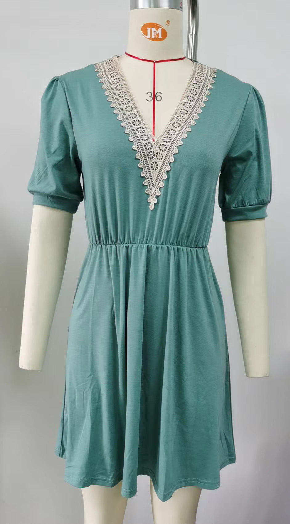 Damen-Midikleid mit elegantem V-Ausschnitt und Rüschendetails, Größe